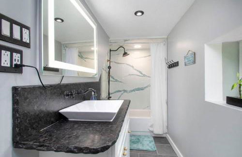 Lakeshore Cottage Waterfront/Great Wi-fi - Foto 13