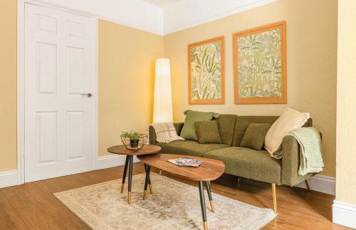 Rosewick Villa Ideal for Families n Professionals - Photo 11