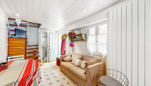 2 Bedroom Amazing Home In Ars-En-Ré - Foto 3