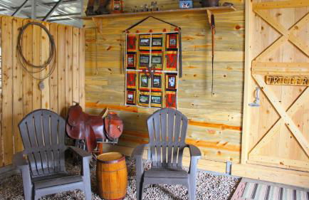 Canyonlands Barn Cabin with Loft, Full Kitchen, Dining Area for Large Groups - Photo 51