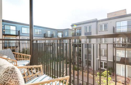 Blueground Emeryville pool nr Bay Street Park SFO-1987 - Foto 6