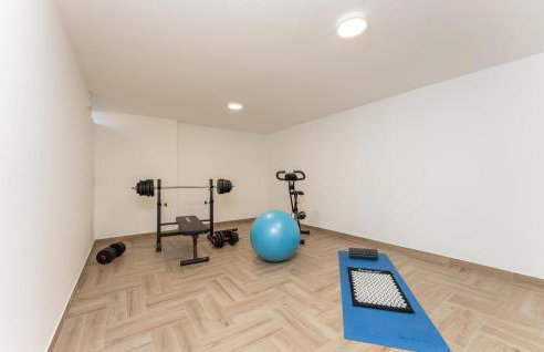 5 Bedroom Cozy Home In Biograd Na Moru - Foto 38