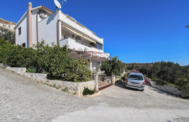 Zeljko - With Garden - SA2 - Foto 24