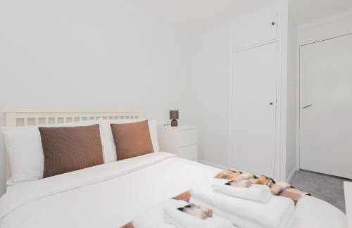 2BR with parking, Mill Hill, NW London, 10min Tube - Foto 3