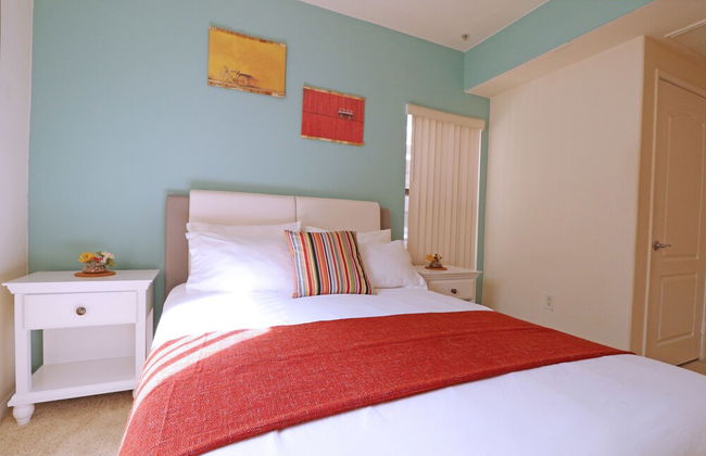 LAs Premier Apartments - Photo 12