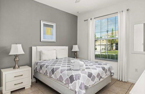 Heated Pool Lazy River Game Room 12 MI to Disney - Foto 41