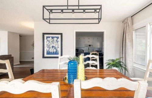 Southern Charm l 5BR l Sleeps 14 l A Location - Foto 6