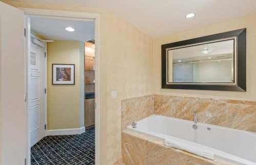 Trump International Condo Hotel - Foto 32