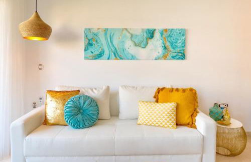 Charming apartment on the beach - Pool and parking - Photo 10