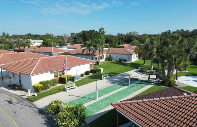 2 Bed 2 Bath Centrally Located - Foto 15