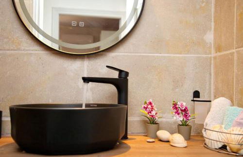 Anezo's Exceptional View - Photo 4