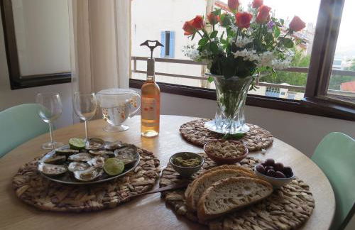 Studio calme et très lumineux, au pied de notre Dame de la Garde - Foto 1