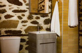 Marianthi's Stone House - Photo 18