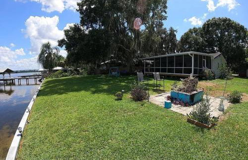 Lakefront Cottage Orlando-Tampa - Foto 16