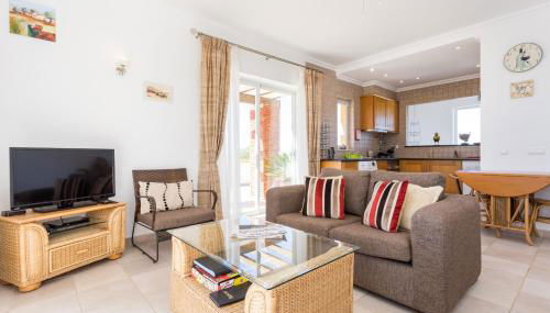 CoolHouses Algarve Luz, 2 Bed semi detached villa, Jardim das Palmeiras condominium, Villa A - Foto 4