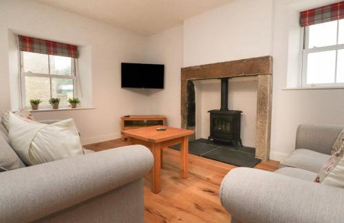 1 Hull House Cottage - Photo 3