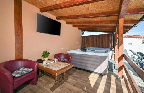 Gorgeous Home In Kutina - Foto 12