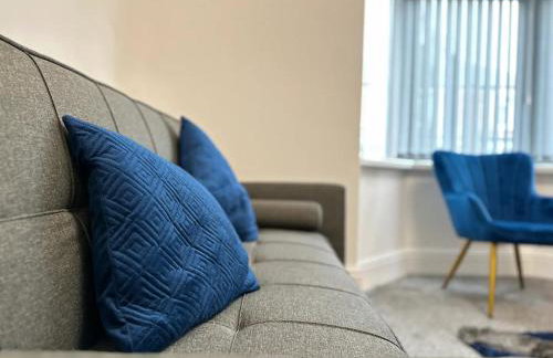 Recently renovated stylish home parking - Pass the Keys - Photo 10