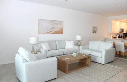 Golf HOA Pool and many activities - Photo 10