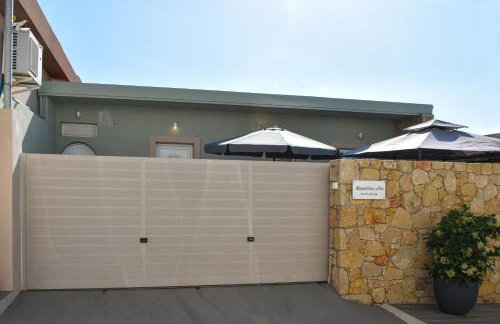 Manolitos Villa resort and spa - Photo 3