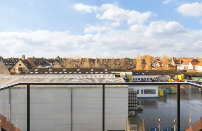 Spacious 3 Bedroom Apartment With Private Garage - Foto 27