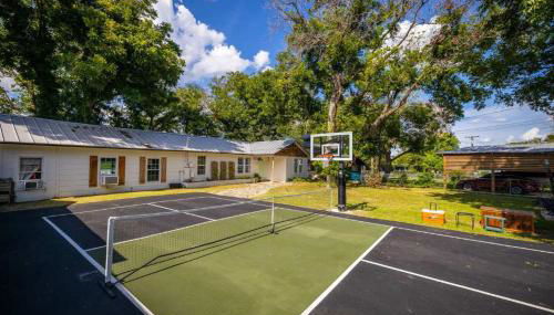 Waterfront Pickleball Court Wurstfest Stay - Foto 5