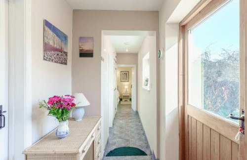 Blossom's Cottage - Photo 9