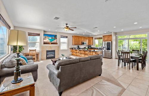 Las Palmas 1805 Shared Pool and Hot Tub, Great Clubhouse Amenities - Foto 2