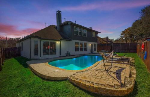 Pearl White Dream Home With Private Pool & Theatre - Foto 1