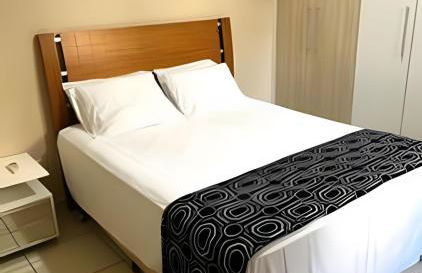 Flat espaçoso e com quintal na Zona Sul - Foto 2