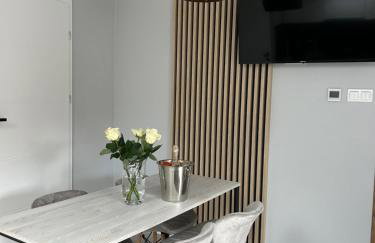 Lux Apart - Apartamenty z jacuzzi i sauną nad Wisłą - Photo 34