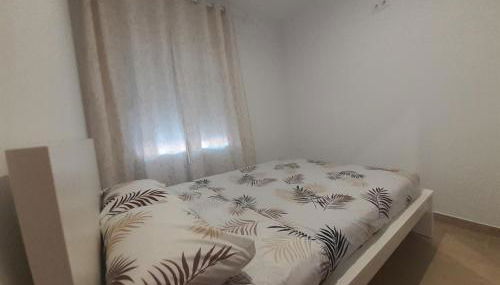 APARTAMENTOS sol y playa - Foto 3