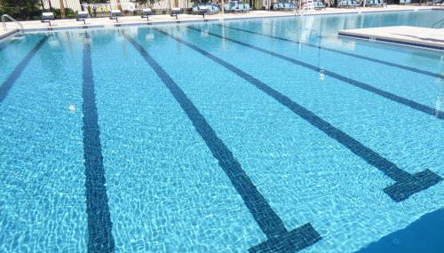 Perfecto Mundo 4, Orlando Area 4BR-2BA Jacuzzi-Billiard-Ping Pong-City Pool - Foto 4