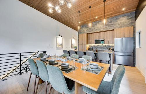 Ski In and Out The Mountainside House with Hot Tub! - Foto 6