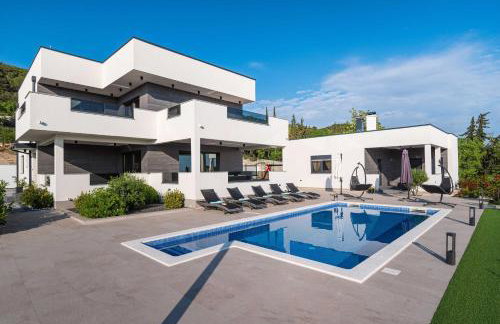 MY DALMATIA - Luxury villa Burra with private pool, jacuzzi and sports court - Foto 8