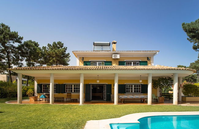 Aroeira Villa Sleeps 10 With Pool - Foto 1