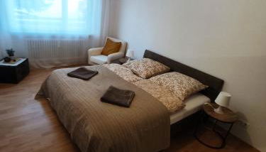 Ferienwohnung Sonnenfeld mit Gartenblick - Foto 3