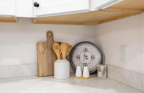 Walk to Saluki Recreational Center, Minnutes to Eastport With Golfcart - Foto 11