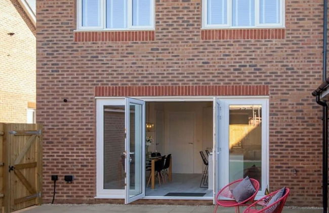 Charming Modern City Escape Garden Parking - Foto 33