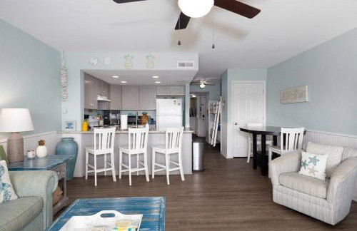 The Salty Pineapple- Ocean Views & Beach Access - Foto 34