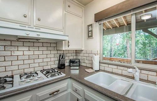 Elderberry Bluejay Location Goals Tub Time - Photo 14