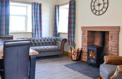 West Lanegate Farmhouse - Photo 6