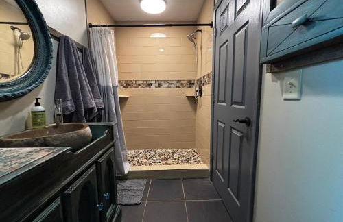 Charming Waterfront Cottage Getaway - Foto 24