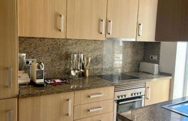 Estepona Penthouse Resort with Private Solárium - Pool & Free Parking - Photo 19