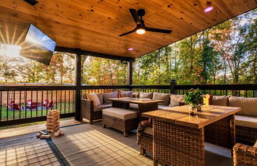 Keener Hollow Family Retreat Hot Tub Sauna Near Pigeon Forge - Photo 73