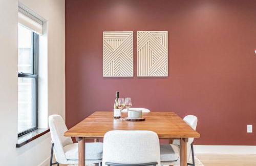 Stylish Townhome Walkable Garage - Foto 11