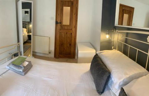 The Tenth House, Grade II Listed Georgian Town House, Wirksworth, Derbyshire, Peak District Cottage, Sleeps 4 - Foto 18