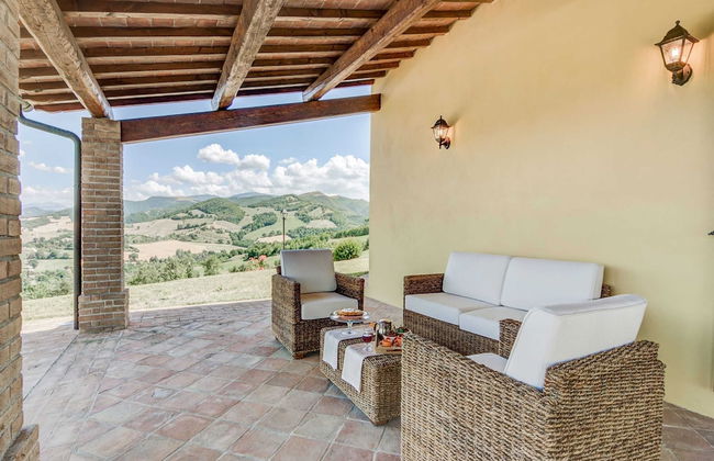 Holiday Home in Urbania With Hill Views - Foto 15