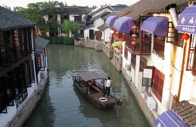 Tour di un giorno al villaggio acquatico Zhujiajiao e Seven Treasure Town da Shanghai - Foto 1
