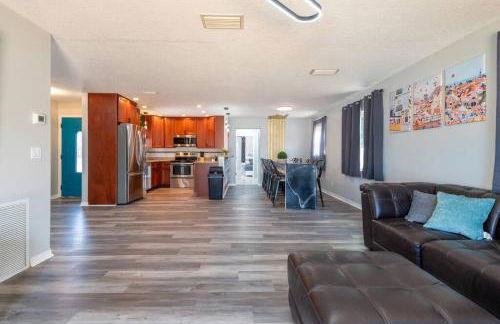 Cruise-Ready Oasis 15min to Beach & Port Canav & Huge Pool - Foto 11